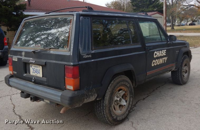 image for item EY9000 1996 Jeep Cherokee Sport  SUV