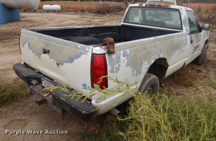 image for item EY9004 1994 Chevrolet 1500  pickup truck