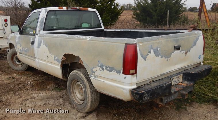 image for item EY9004 1994 Chevrolet 1500  pickup truck