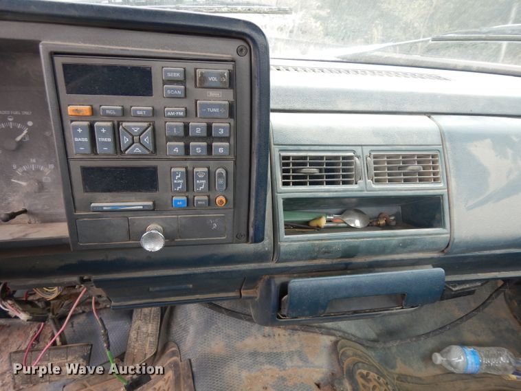 image for item EY9004 1994 Chevrolet 1500  pickup truck