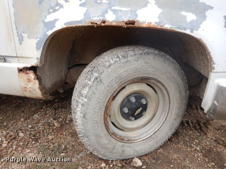 image for item EY9004 1994 Chevrolet 1500  pickup truck