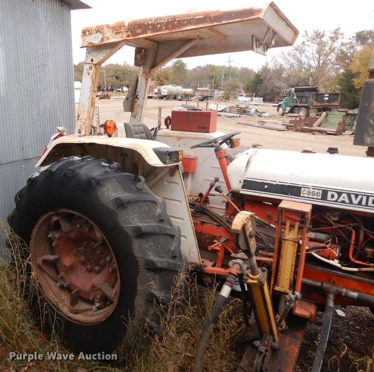 image for item EY9006 1975 David Brown 995  tractor