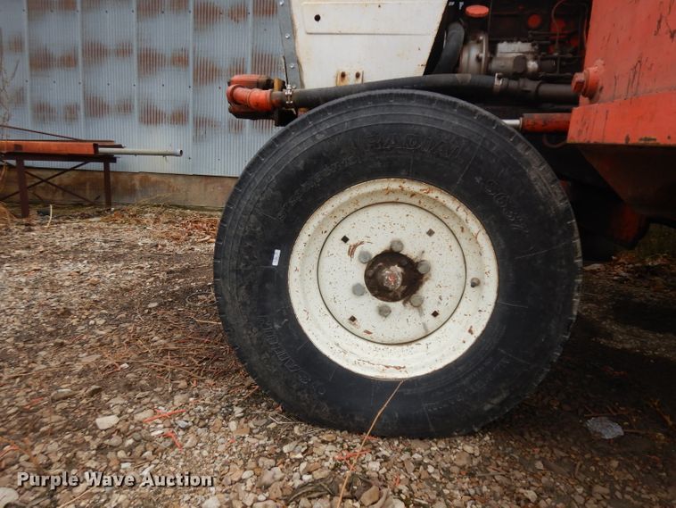 image for item EY9006 1975 David Brown 995  tractor
