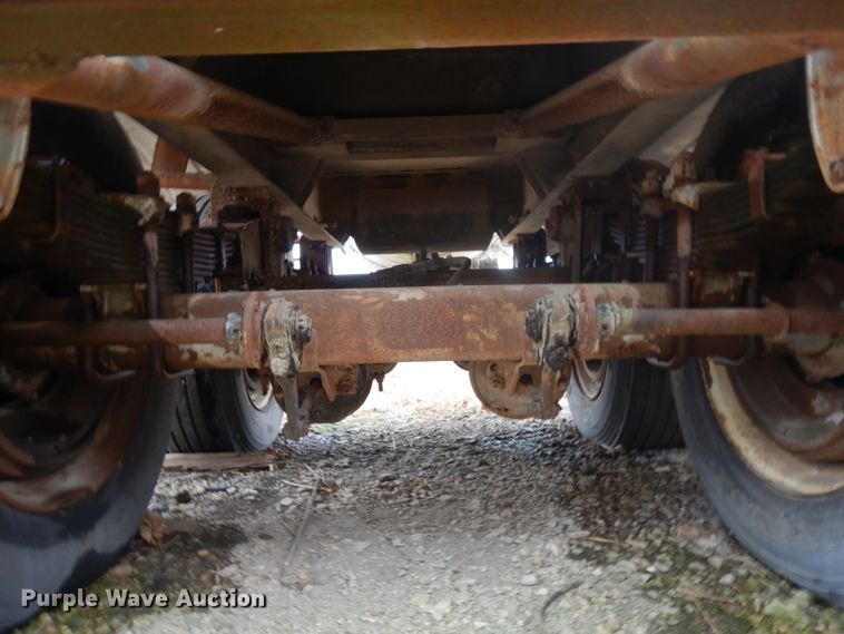 image for item EY9007 1972 Butler tank trailer