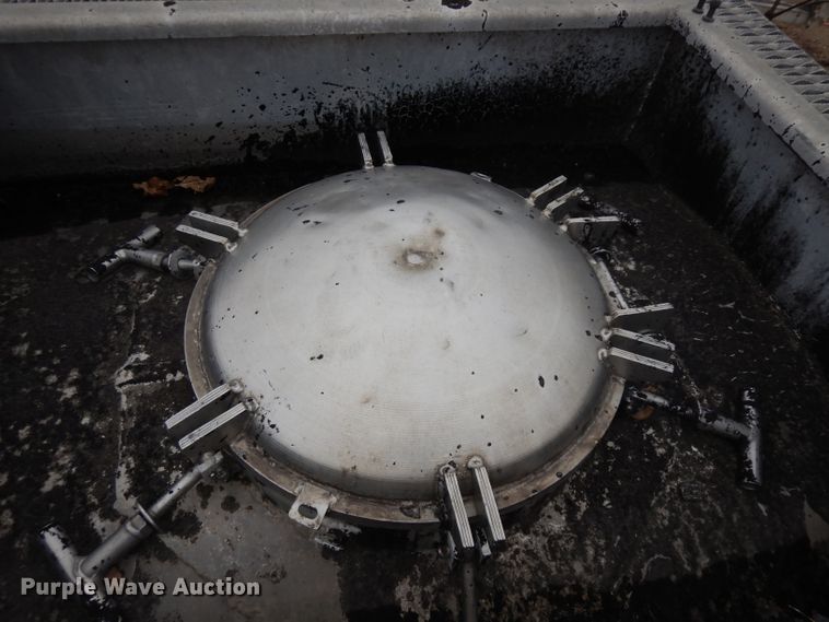 image for item EY9007 1972 Butler tank trailer