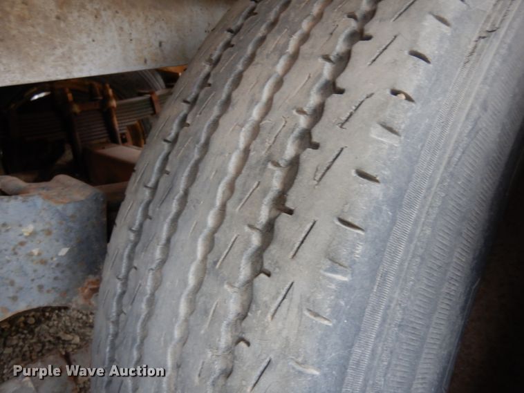 image for item EY9007 1972 Butler tank trailer