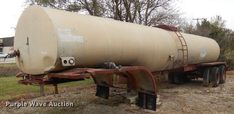image for item EY9008 1957 Custom Head tank trailer