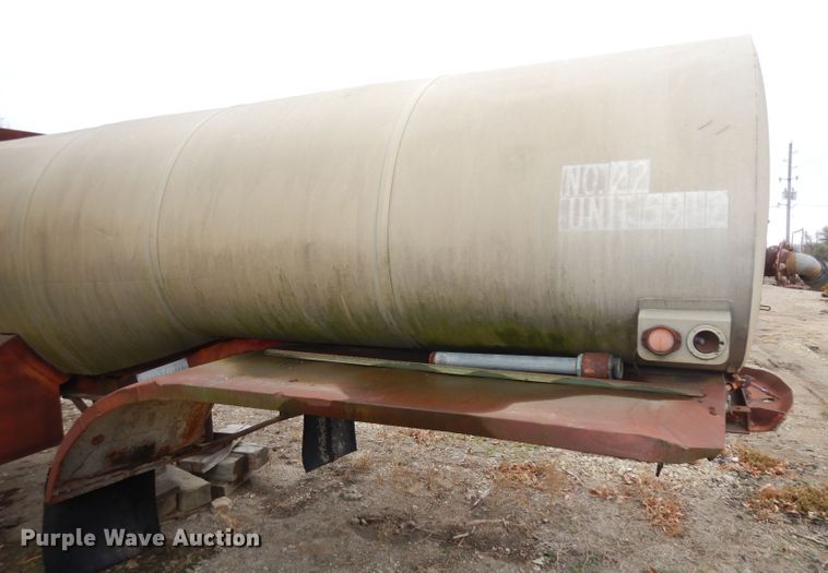 image for item EY9008 1957 Custom Head tank trailer