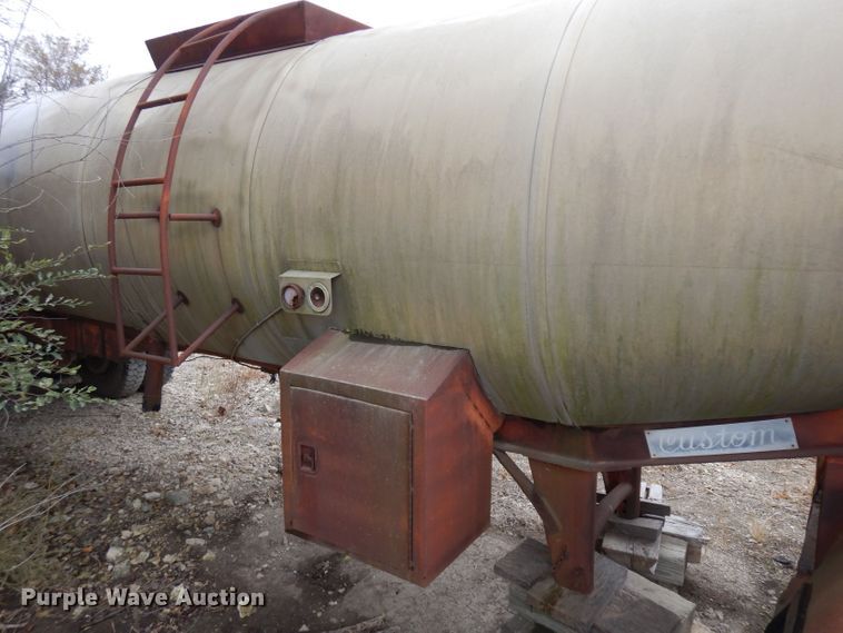 image for item EY9008 1957 Custom Head tank trailer