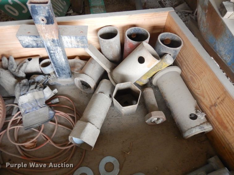 image for item EY9011 Truck parts