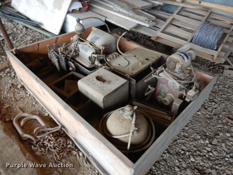 image for item EY9012 Tools