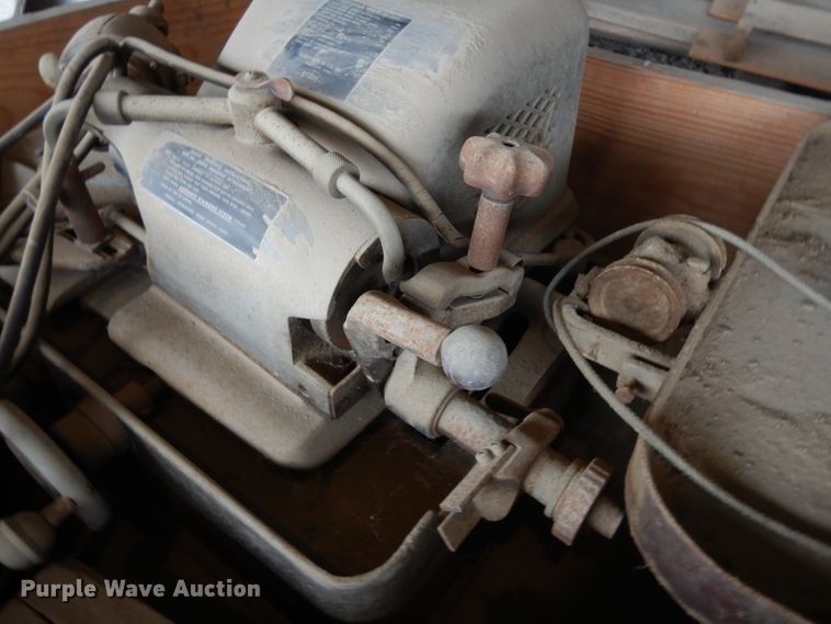 image for item EY9012 Tools