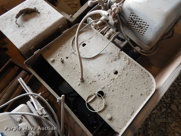 image for item EY9012 Tools