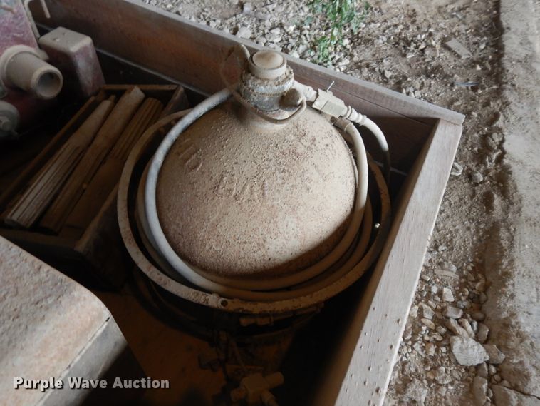 image for item EY9012 Tools