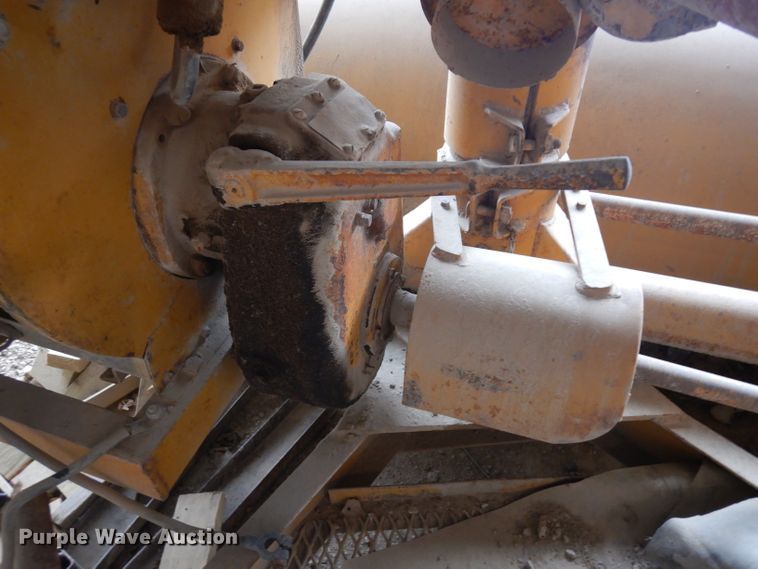 image for item EY9015 W.E. Grace broom