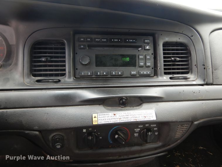 image for item EY9018 2010 Ford Crown Victoria Police Interceptor