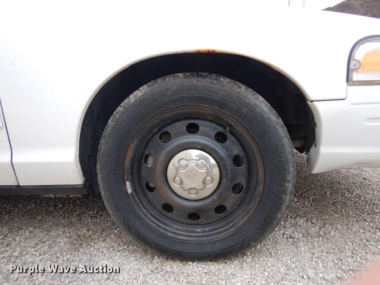 image for item EY9018 2010 Ford Crown Victoria Police Interceptor