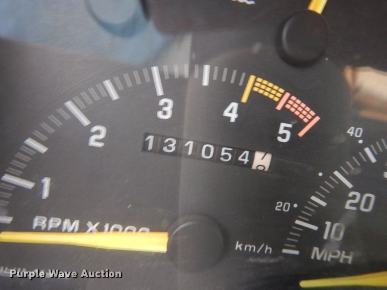 image for item EY9019 1993 Chevrolet Suburban K1500  SUV