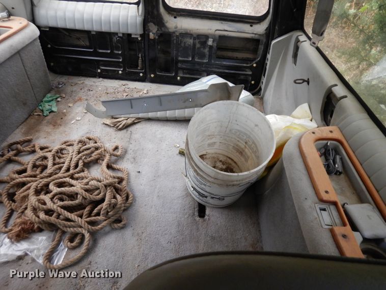 image for item EY9019 1993 Chevrolet Suburban K1500  SUV