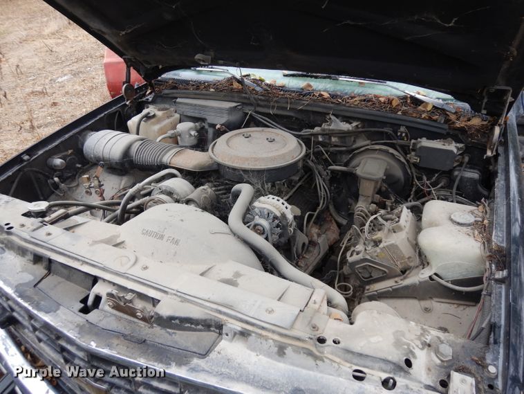 image for item EY9019 1993 Chevrolet Suburban K1500  SUV