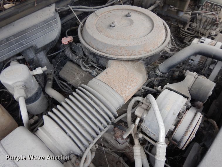 image for item EY9019 1993 Chevrolet Suburban K1500  SUV