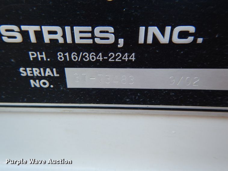 image for item FG9663 2003 International 7400  digger derrick truck