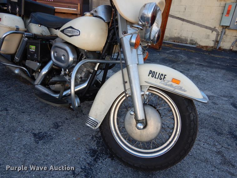 image for item GC9446 1970 Harley Davidson Electra Glide Police motorcycle