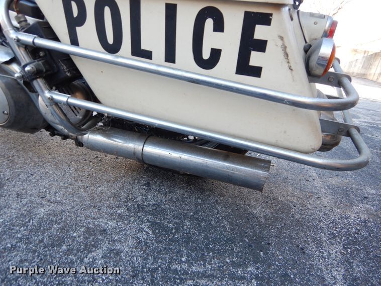 image for item GC9446 1970 Harley Davidson Electra Glide Police motorcycle