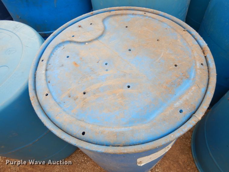 (13) 50 gallon plastic barrels in Ottawa, KS Item GJ9599 sold