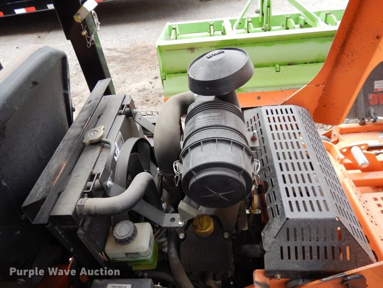 image for item GJ9601 Scag Turf Tiger SST6V31 lawn mower