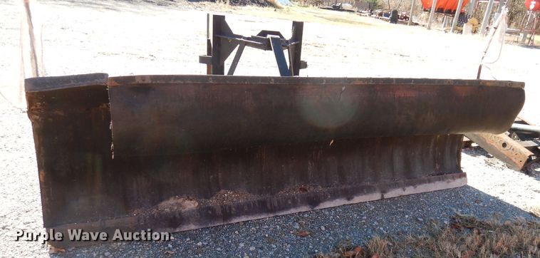 image for item GJ9635 10'W snow plow