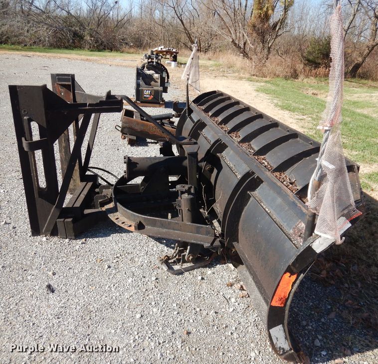 image for item GJ9635 10'W snow plow
