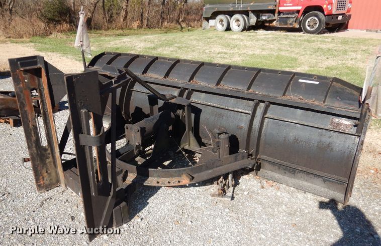 image for item GJ9635 10'W snow plow