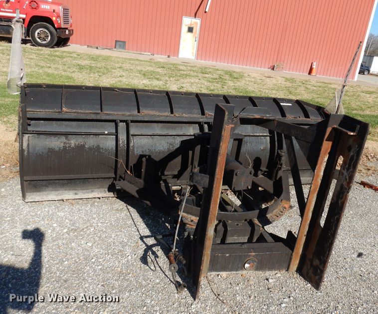 image for item GJ9635 10'W snow plow