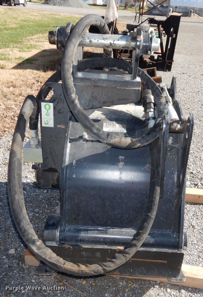 image for item GJ9636 Caterpillar PC404 cold planer