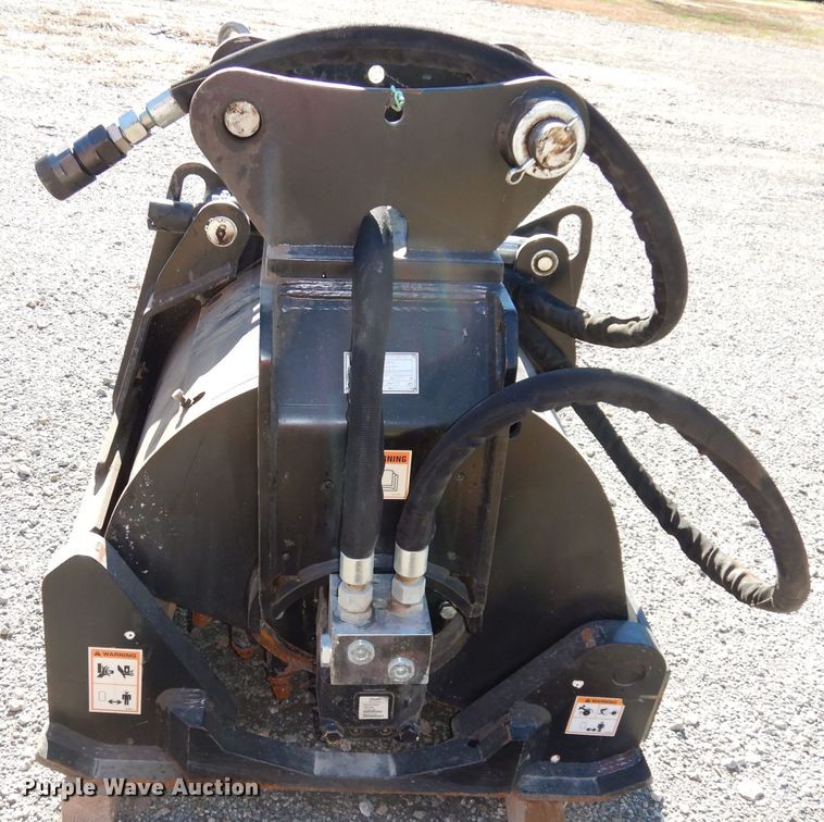 image for item GJ9636 Caterpillar PC404 cold planer