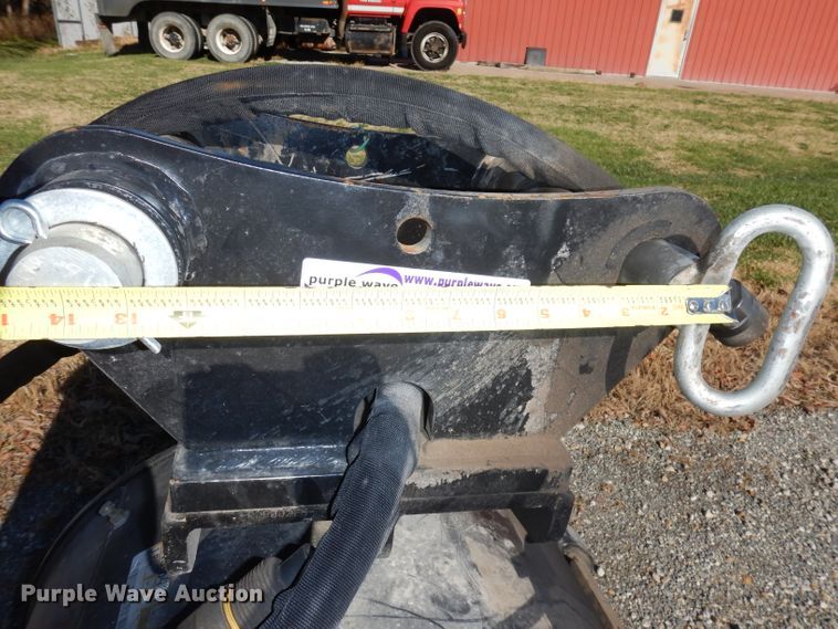 image for item GJ9636 Caterpillar PC404 cold planer