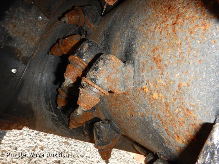 image for item GJ9636 Caterpillar PC404 cold planer