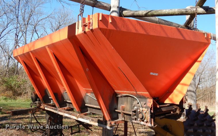 image for item GJ9637 Spreader