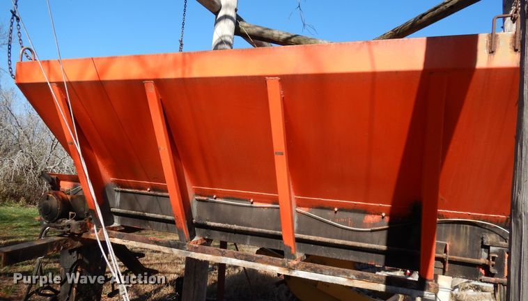 image for item GJ9637 Spreader