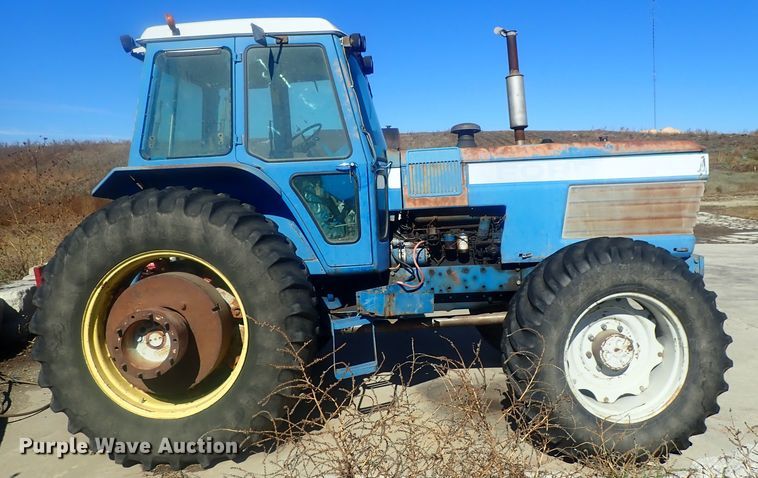 image for item GN9182 1984 Ford TW25  MFWD tractor