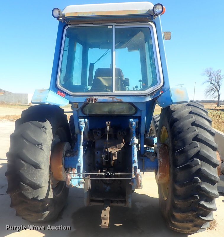 image for item GN9182 1984 Ford TW25  MFWD tractor