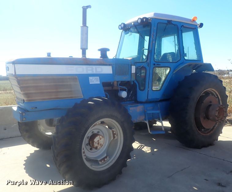 image for item GN9182 1984 Ford TW25  MFWD tractor