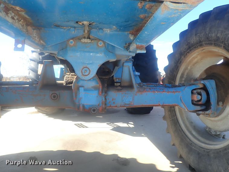 image for item GN9182 1984 Ford TW25  MFWD tractor