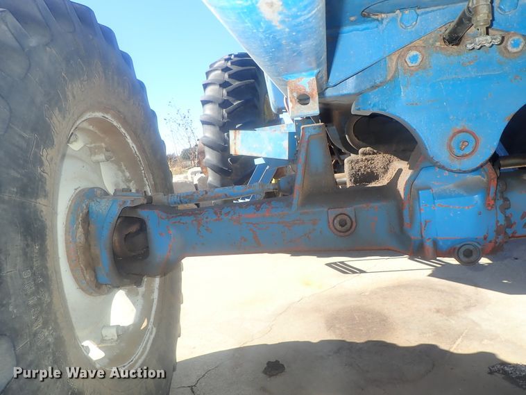 image for item GN9182 1984 Ford TW25  MFWD tractor