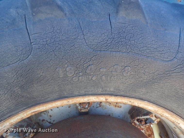 image for item GN9182 1984 Ford TW25  MFWD tractor