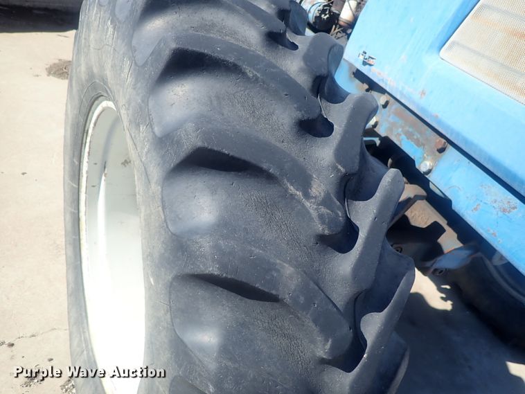 image for item GN9182 1984 Ford TW25  MFWD tractor