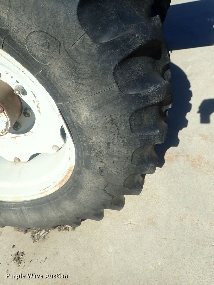 image for item GN9182 1984 Ford TW25  MFWD tractor