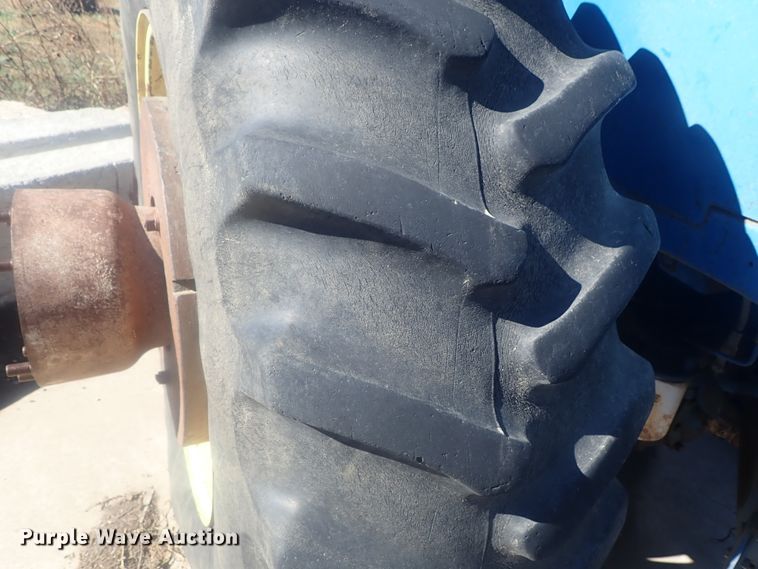 image for item GN9182 1984 Ford TW25  MFWD tractor