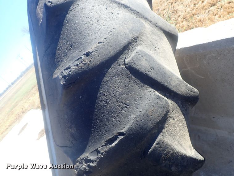 image for item GN9182 1984 Ford TW25  MFWD tractor